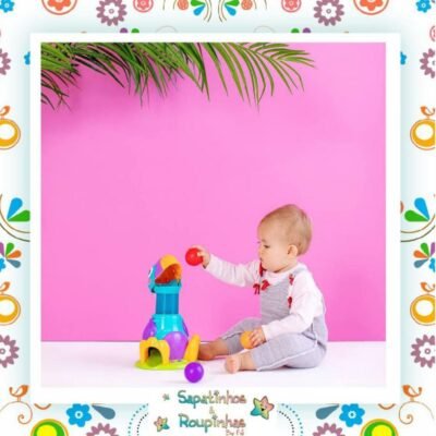 Bright Starts - Brinquedo Flip Flap Tucano Encaixa Bola Musical
