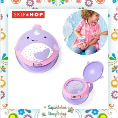 Skip Hop - Porta snack zoo baleia narval com gravação a laser
